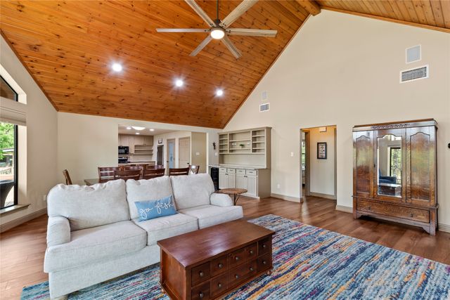 122 Lake Terrace Drive, Mabank, TX 75156