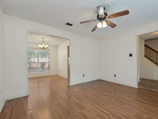 606 Berkley Drive, Grapevine, TX 76051