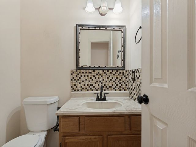 606 Berkley Drive, Grapevine, TX 76051
