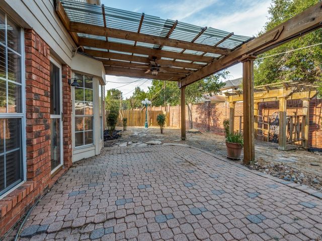 606 Berkley Drive, Grapevine, TX 76051