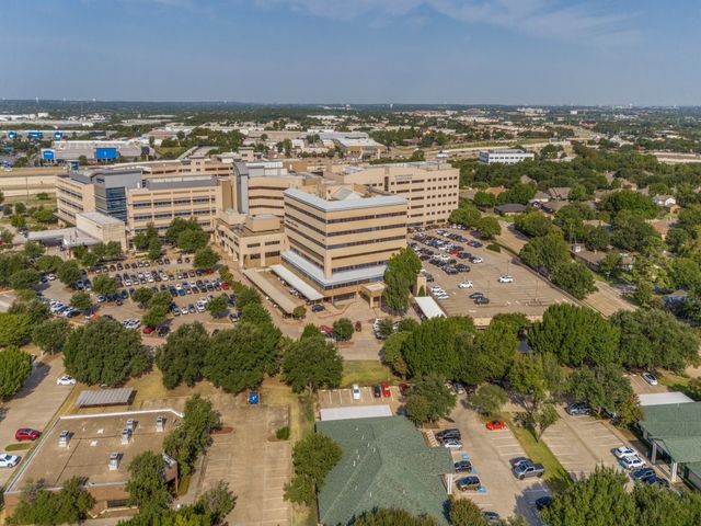 606 Berkley Drive, Grapevine, TX 76051