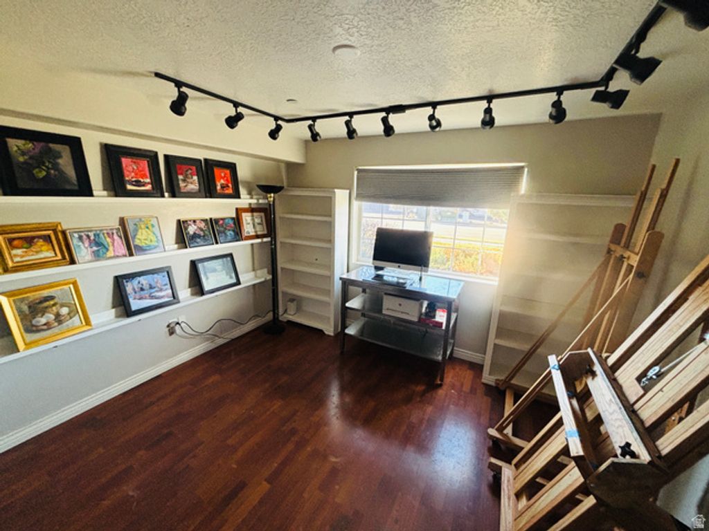 Image 12 of property listing at 208 E SPENCER PEAK WAY #E2, Draper, UT 84020