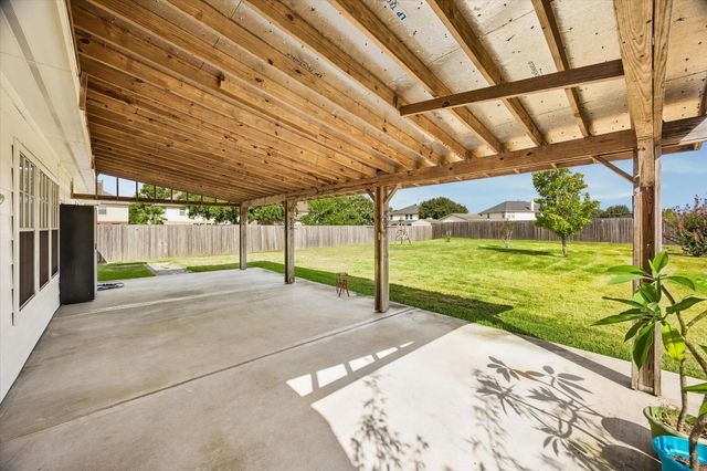 16546 Cypress Bridge Drive, Cypress, TX 77429
