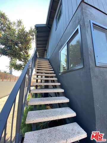 1129 N Westmoreland Avenue 4, Los Angeles, CA 90029