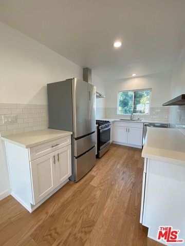 1129 N Westmoreland Avenue 4, Los Angeles, CA 90029