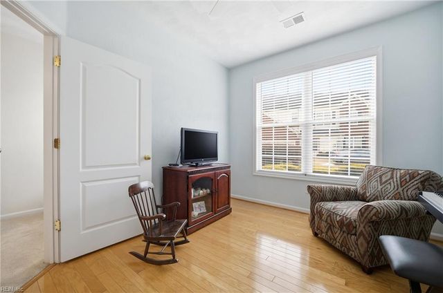 2811 Crescent Moon CT, Virginia Beach, VA 23456