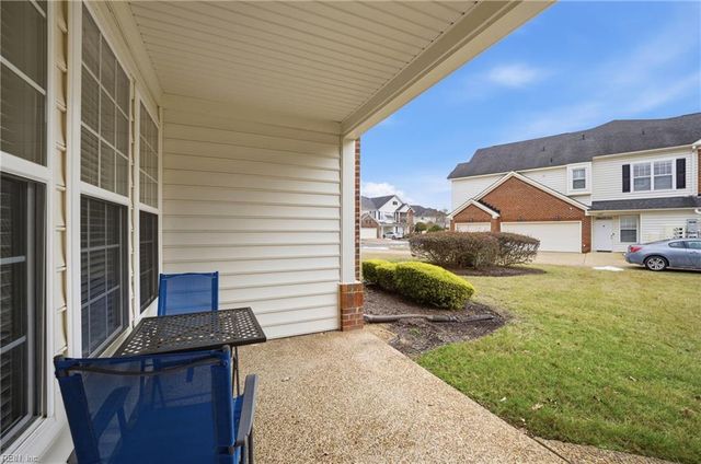 2811 Crescent Moon CT, Virginia Beach, VA 23456