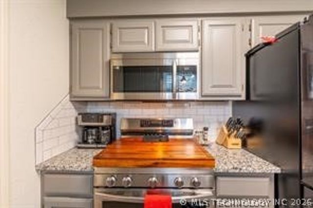 20903 E 35th Street S, Broken Arrow, OK 74014