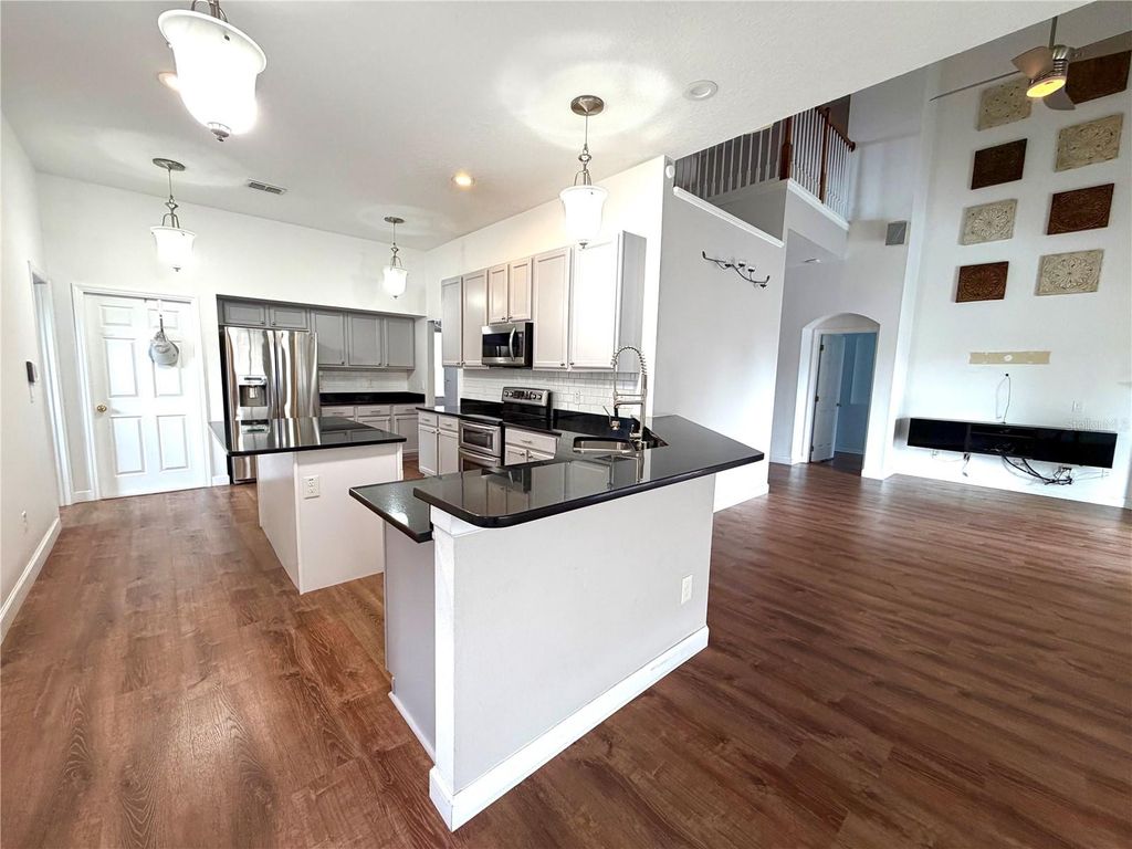 Image 12 of property listing at 2409 TREYMORE DRIVE, Orlando, FL 32825