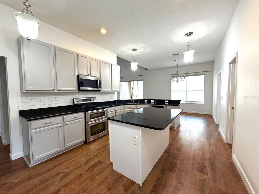 Image 15 of property listing at 2409 TREYMORE DRIVE, Orlando, FL 32825