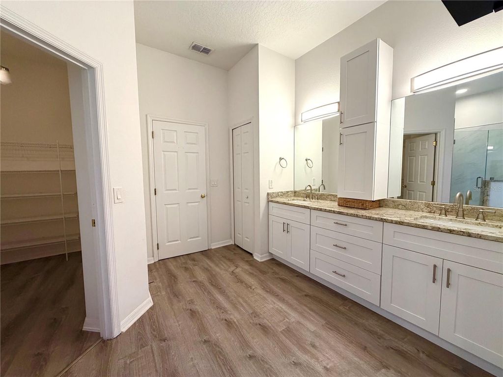 Image 34 of property listing at 2409 TREYMORE DRIVE, Orlando, FL 32825
