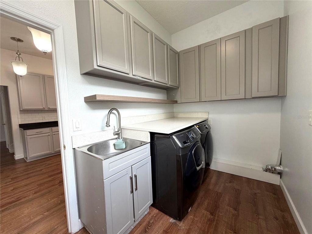 Image 42 of property listing at 2409 TREYMORE DRIVE, Orlando, FL 32825