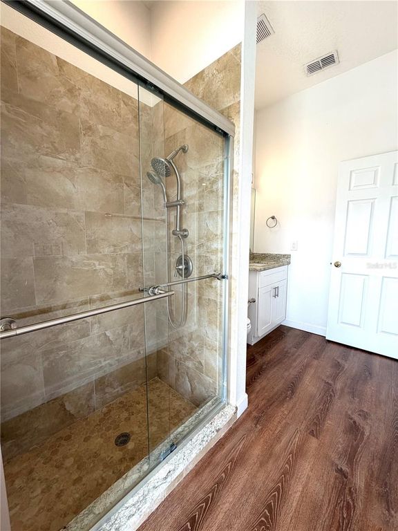 Image 44 of property listing at 2409 TREYMORE DRIVE, Orlando, FL 32825