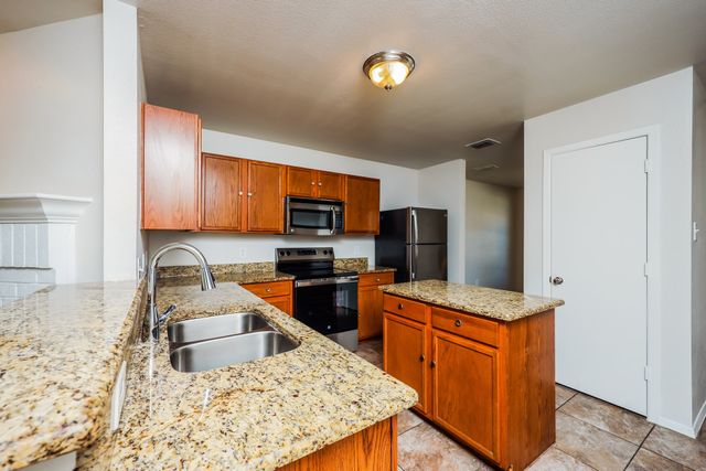 1715 Duet Drive, Dallas, TX 75241