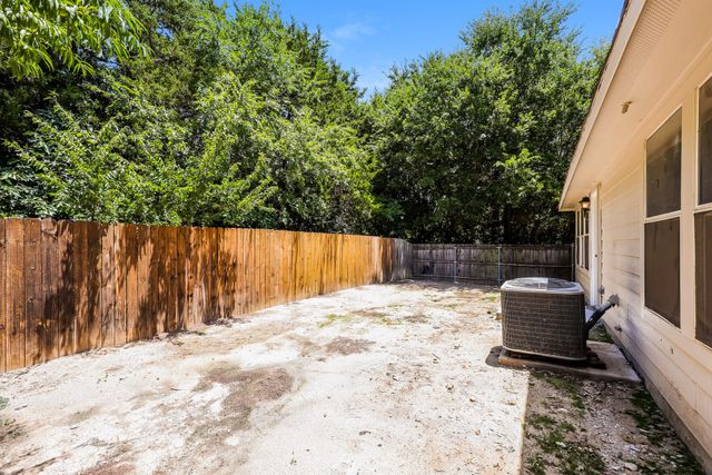 1715 Duet Drive, Dallas, TX 75241