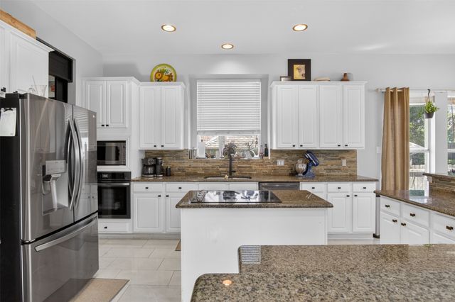 3804 Comanche Trail, Bedford, TX 76021