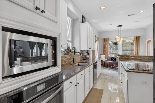 3804 Comanche Trail, Bedford, TX 76021