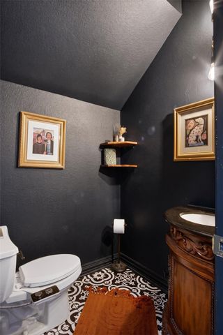 3804 Comanche Trail, Bedford, TX 76021