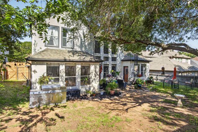 3804 Comanche Trail, Bedford, TX 76021