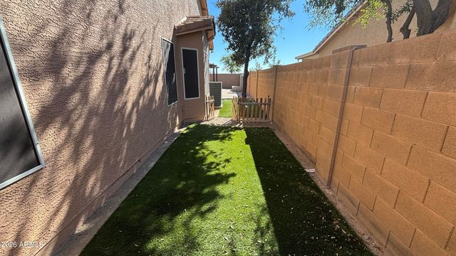 24185 W DESERT BLOOM Street, Buckeye, AZ 85326