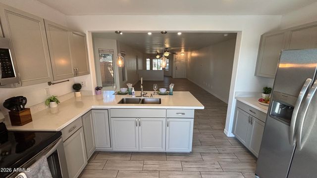 24185 W DESERT BLOOM Street, Buckeye, AZ 85326