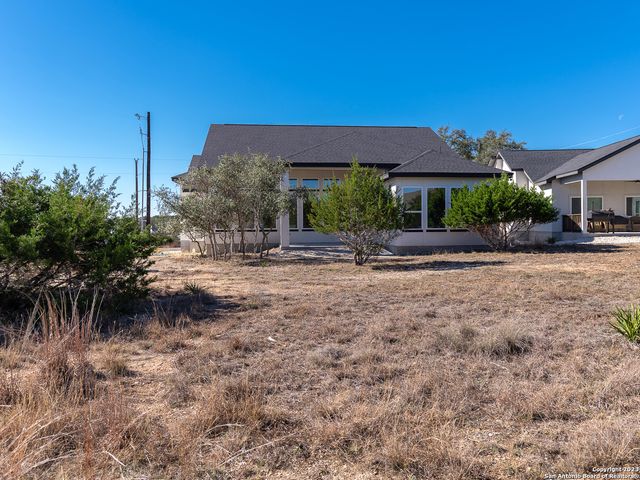 101 Daniel Jackson, Blanco, TX 78606