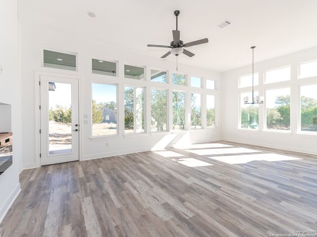 101 Daniel Jackson, Blanco, TX 78606