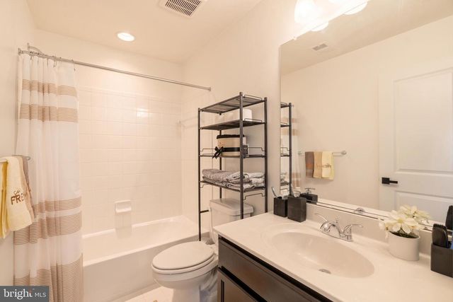 55 JOCKEY DR, La Plata, MD 20646