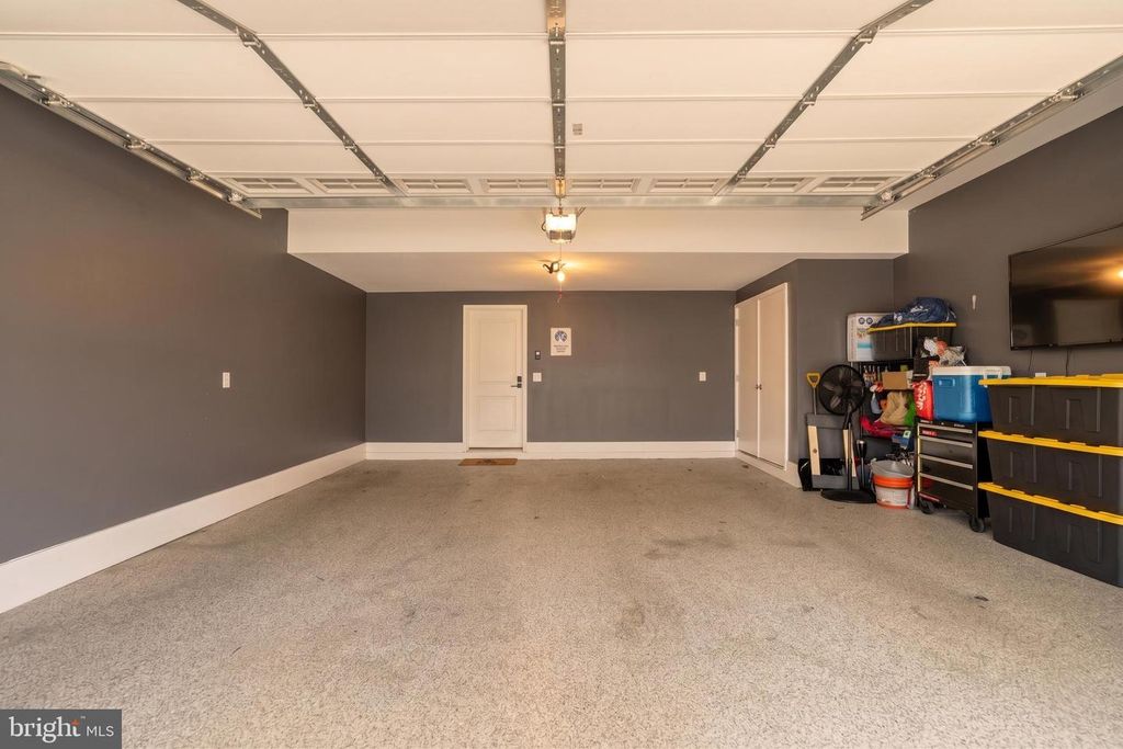 Image 22 of property listing at 55 JOCKEY DR, La Plata, MD 20646