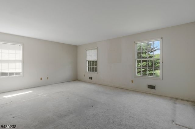 6 Pinewood Lane, Warren Twp., NJ 07059