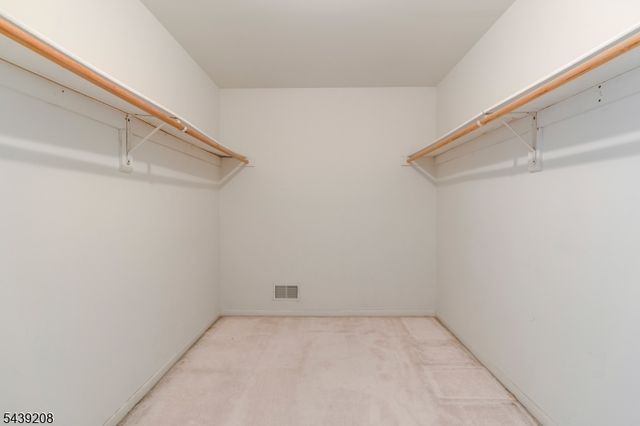 6 Pinewood Lane, Warren Twp., NJ 07059