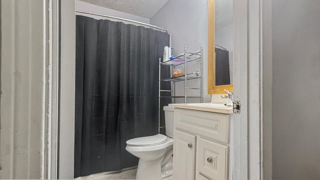 931 W RAINES RD, Memphis, TN 38109