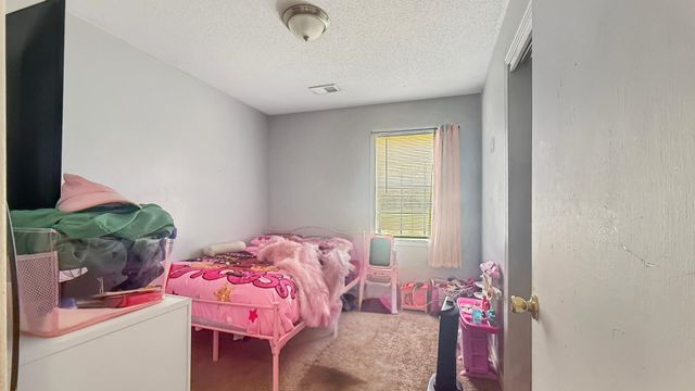 931 W RAINES RD, Memphis, TN 38109