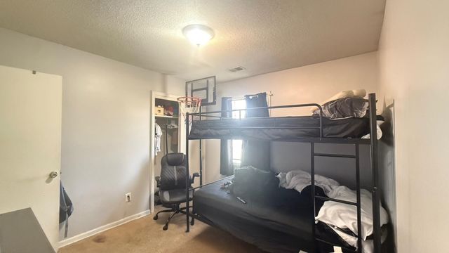 931 W RAINES RD, Memphis, TN 38109