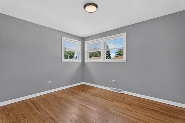 16358 Drexel Avenue, South Holland, IL 60473