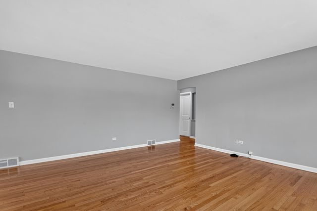 16358 Drexel Avenue, South Holland, IL 60473