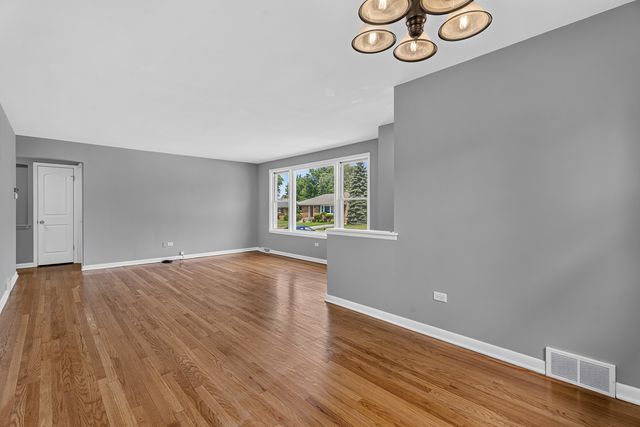 16358 Drexel Avenue, South Holland, IL 60473