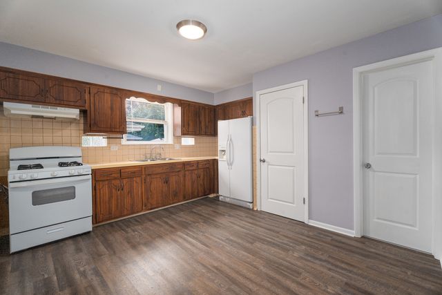 16358 Drexel Avenue, South Holland, IL 60473