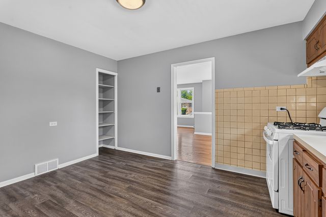 16358 Drexel Avenue, South Holland, IL 60473