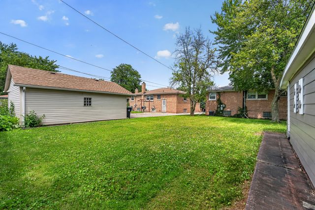 16358 Drexel Avenue, South Holland, IL 60473
