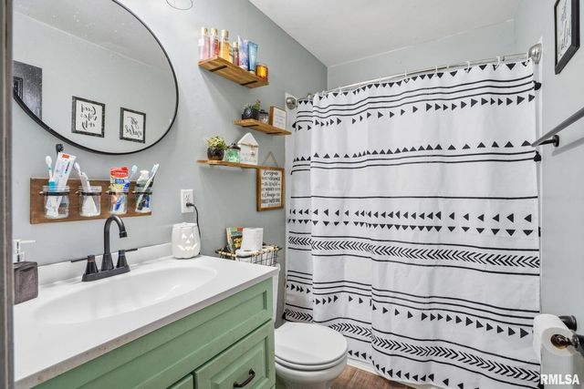 509 28TH Avenue W, Milan, IL 61264