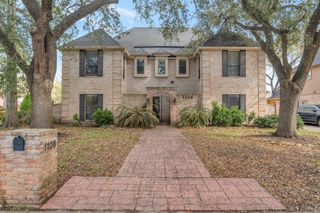 1126 Crossroads Drive, Houston, TX 77079