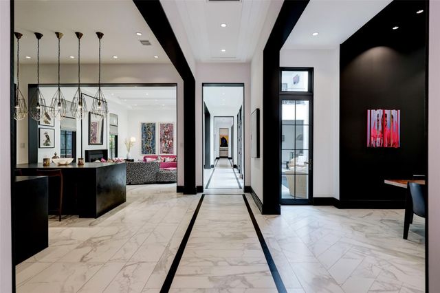 2521 Westgate Drive, Houston, TX 77019