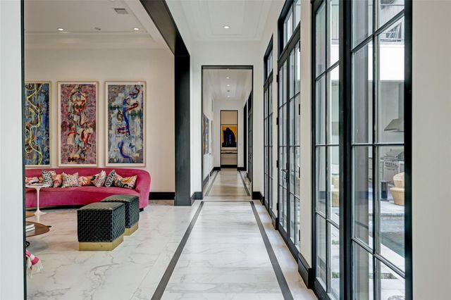 2521 Westgate Drive, Houston, TX 77019
