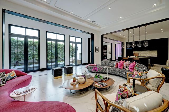 2521 Westgate Drive, Houston, TX 77019