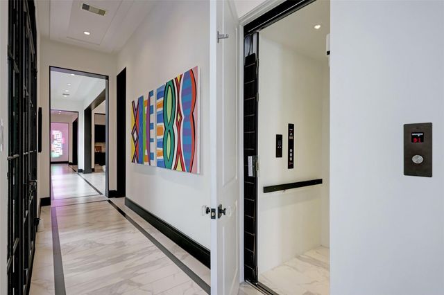 2521 Westgate Drive, Houston, TX 77019