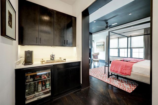 2521 Westgate Drive, Houston, TX 77019