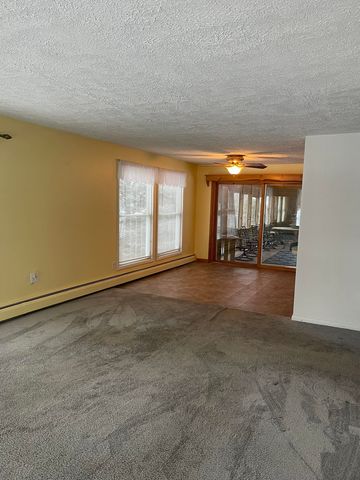 1085 Lamkin Street, Highgate, VT 05459