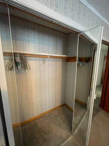 1085 Lamkin Street, Highgate, VT 05459