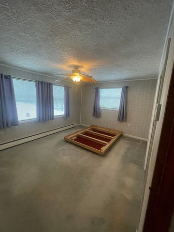 1085 Lamkin Street, Highgate, VT 05459